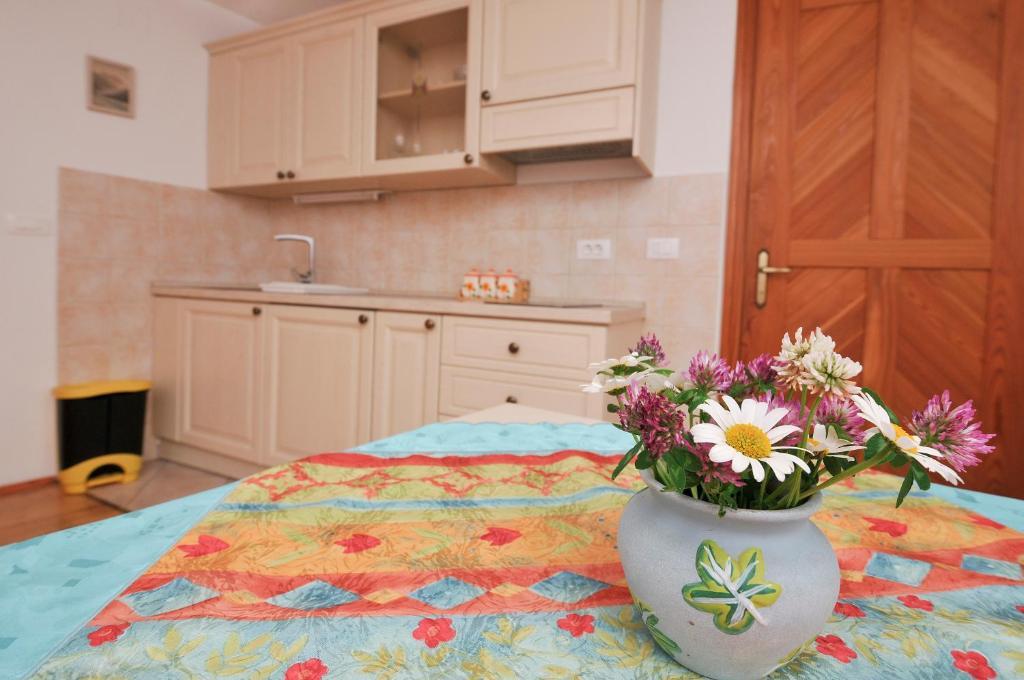 Apartments Tonkli Лоґє Номер фото